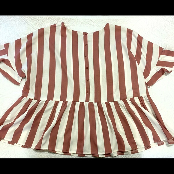 Stripped Parachute top - Picture 2 of 4